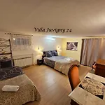 5*, 15 Personnes, Piscine A 20 Min De Geneve Villa