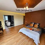 Villa 5*, 15 Personnes, Piscine A 20 Min De Geneve *