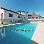 5*, 15 Personnes, Piscine A 20 Min De Geneve *